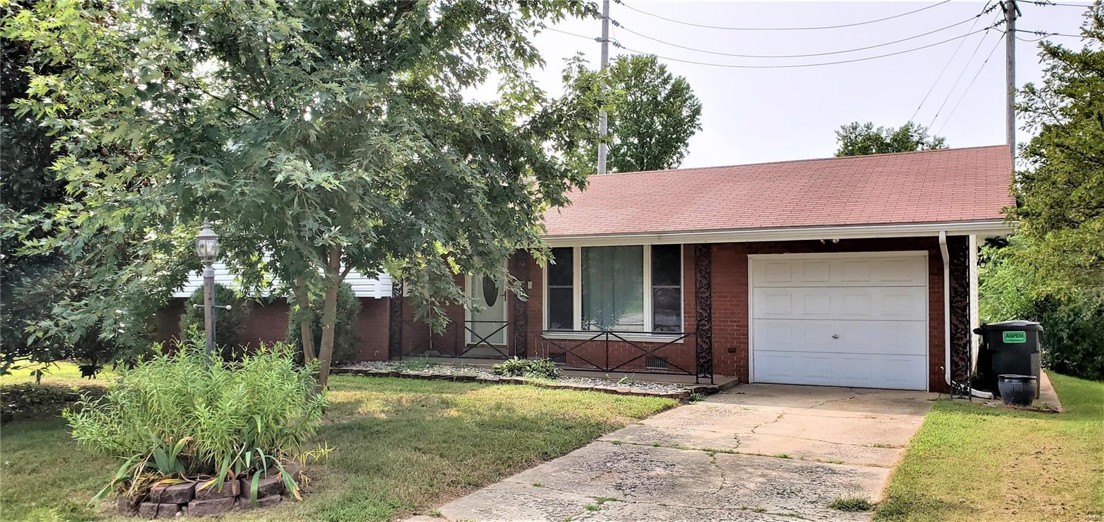 13 Potomac Drive Fairview Heights, IL 62208 - Photo 2 of 33