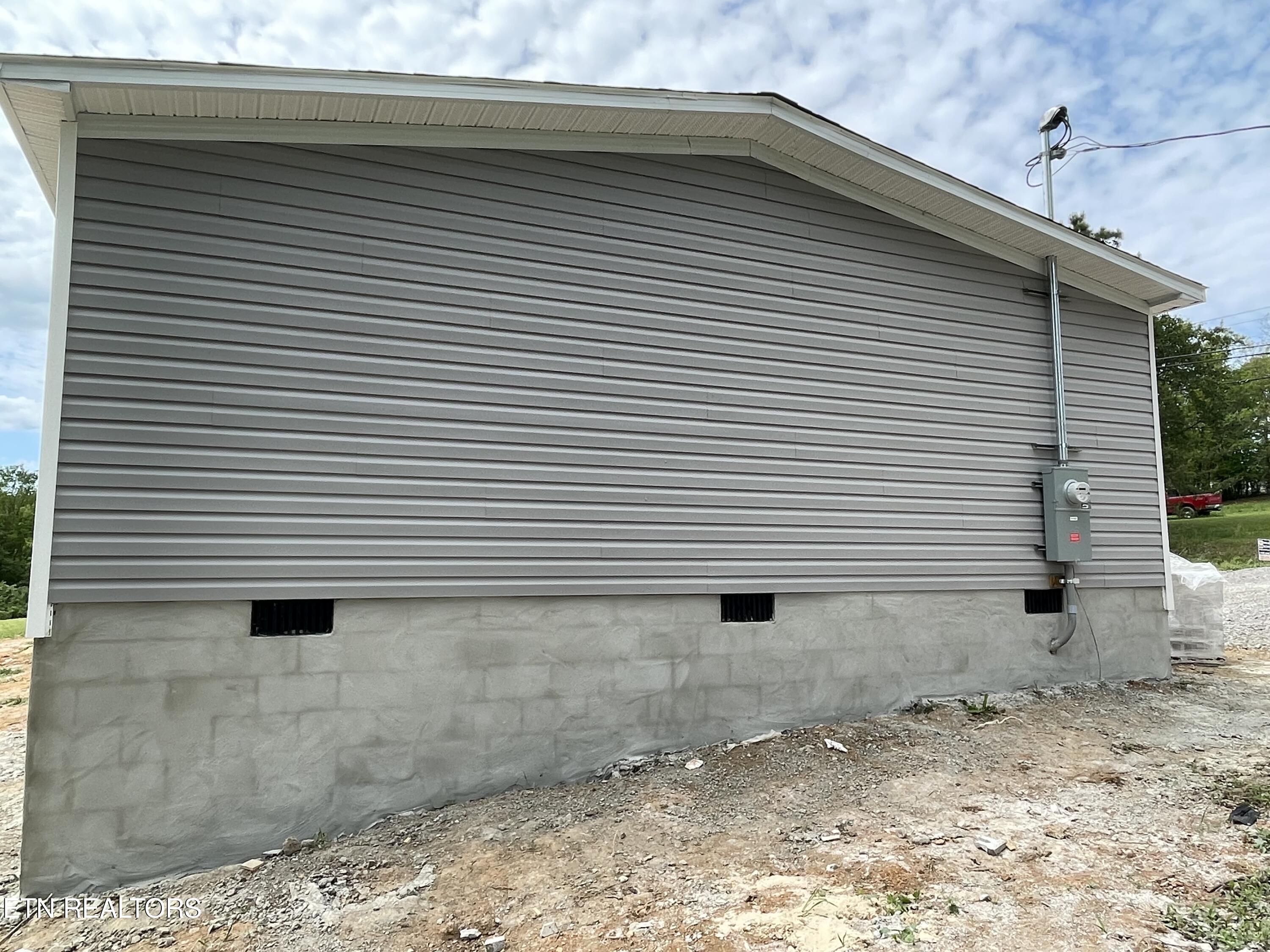 418 Oak Grove Road Madisonville, TN 37354 - Photo 4 of 14 IMG_4373