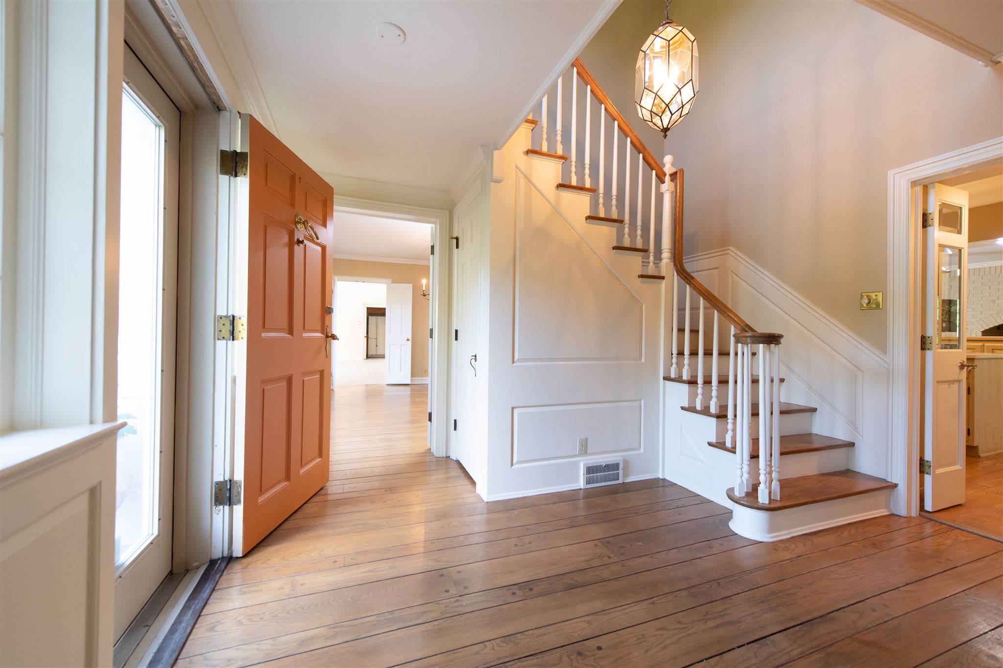 13718 Hardisty Road Fort Wayne, IN 46845 - Photo 5 of 36 Gallery Image 5