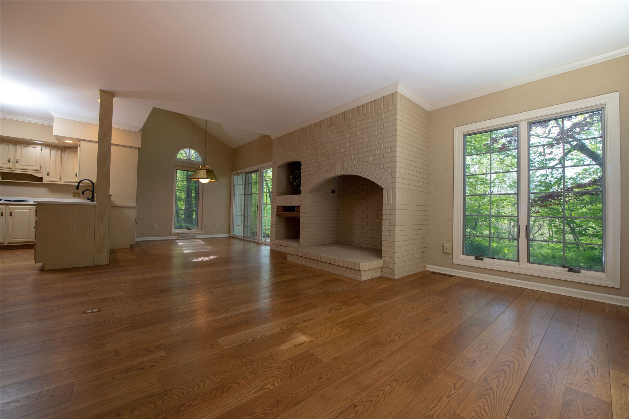 13718 Hardisty Road Fort Wayne, IN 46845 - Photo 9 of 36 Gallery Image 9