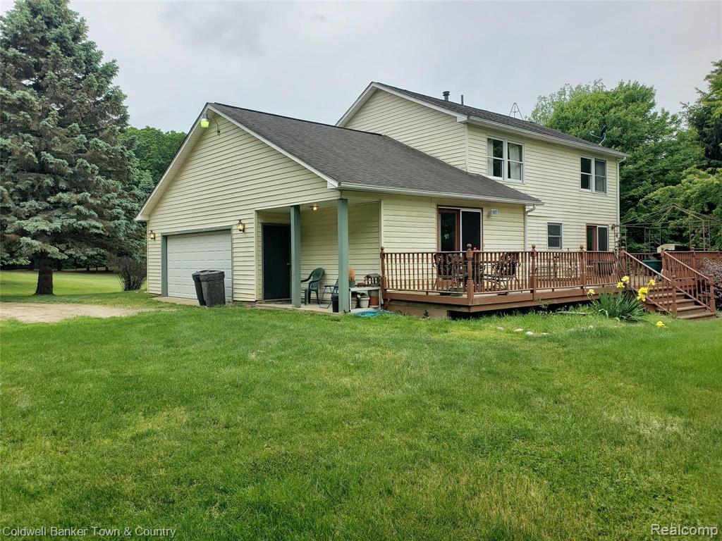 6988 Crofoot Road Fowlerville, MI 48836 - Photo 3 of 18