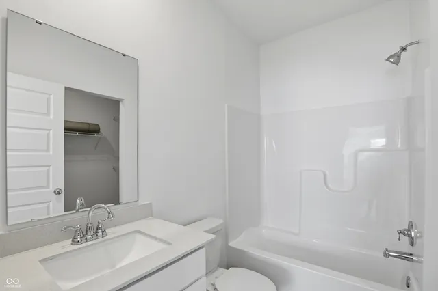 $257,685 | 2404 Dillon Drive, Greenfield, IN 46140