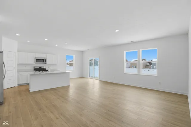 $257,685 | 2404 Dillon Drive, Greenfield, IN 46140