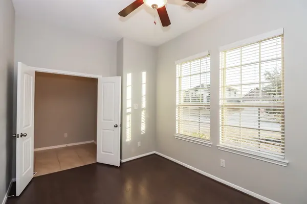 $2,355 | 5518 Glenfield Spring Lane, Spring, TX 77389