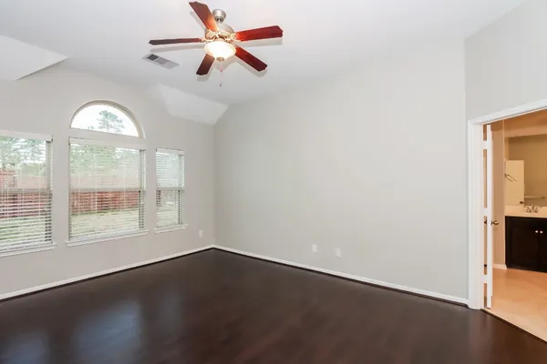 $2,355 | 5518 Glenfield Spring Lane, Spring, TX 77389