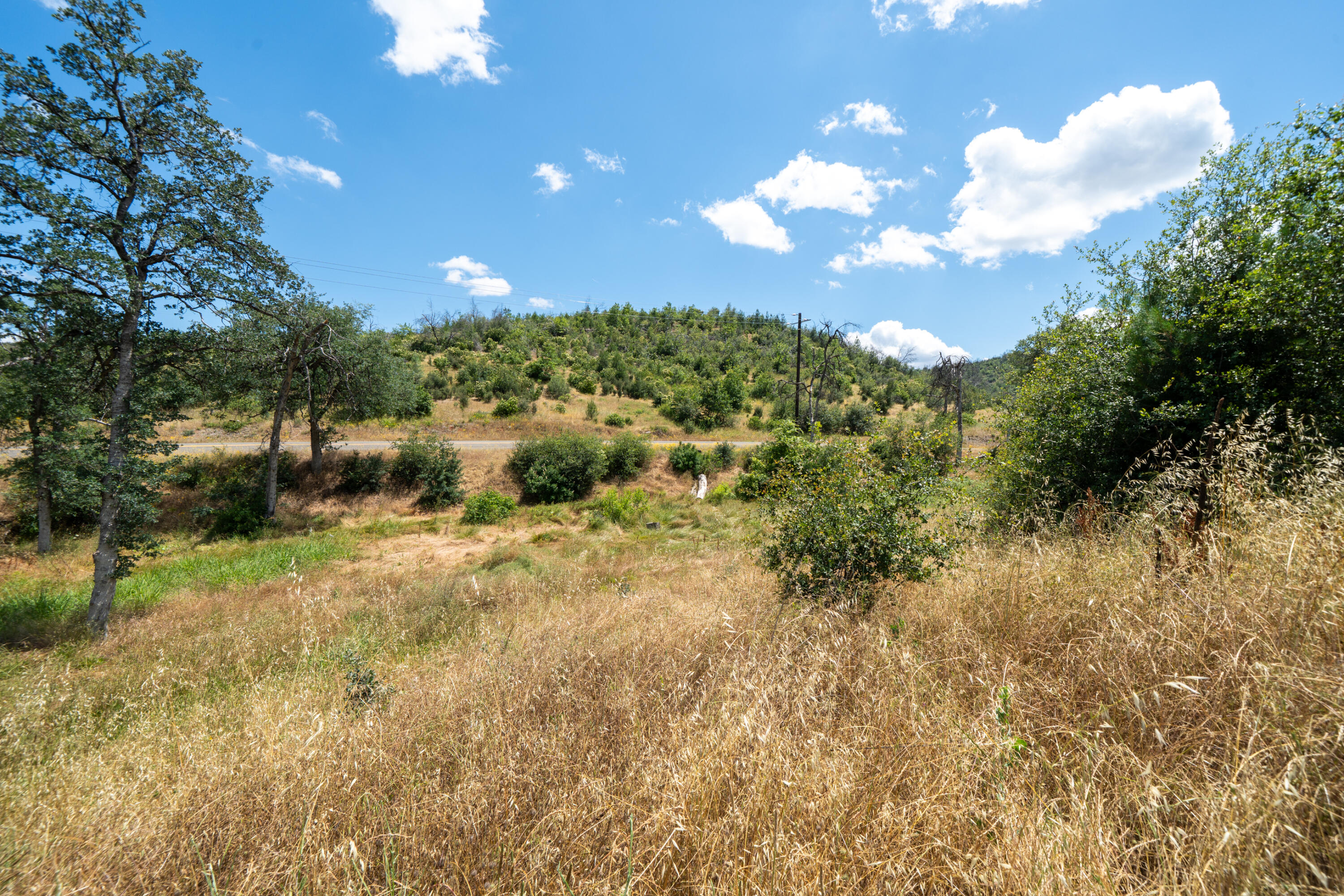 15882 Lower Springs Road Redding, CA 96001 - Photo 9 of 21 15882 Lower Springs Rd-7