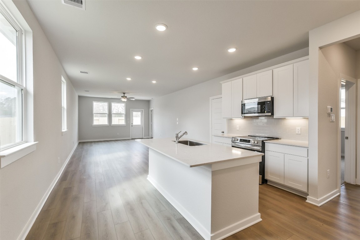 10938 Independence Road Cleveland, TX 77328 - Photo 11 of 37