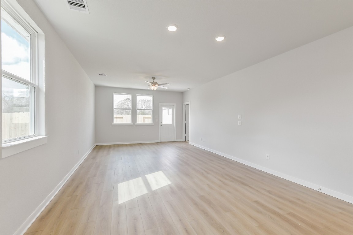 10938 Independence Road Cleveland, TX 77328 - Photo 22 of 37