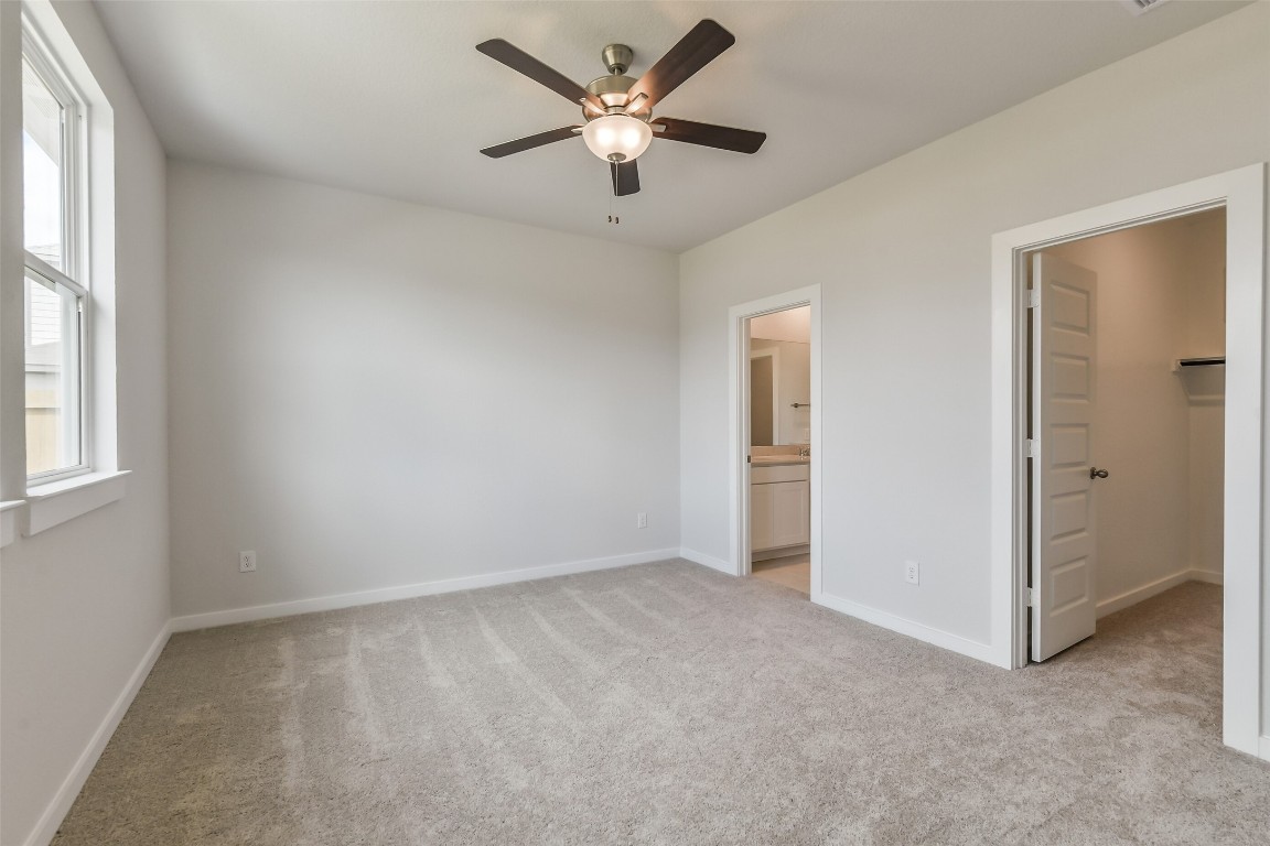 10938 Independence Road Cleveland, TX 77328 - Photo 23 of 37