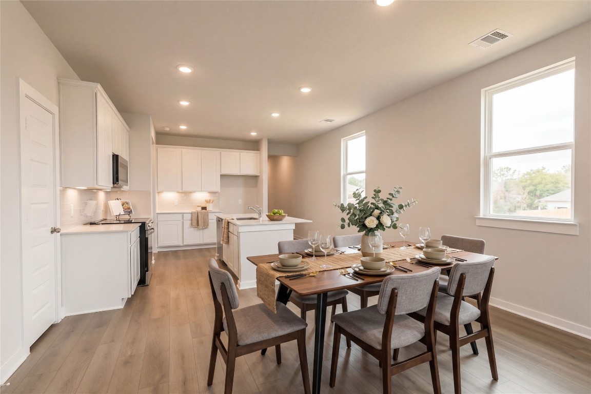 10938 Independence Road Cleveland, TX 77328 - Photo 5 of 37