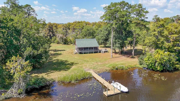 $1,986,320 | 100 Hog Island, Ernul, NC 28527
