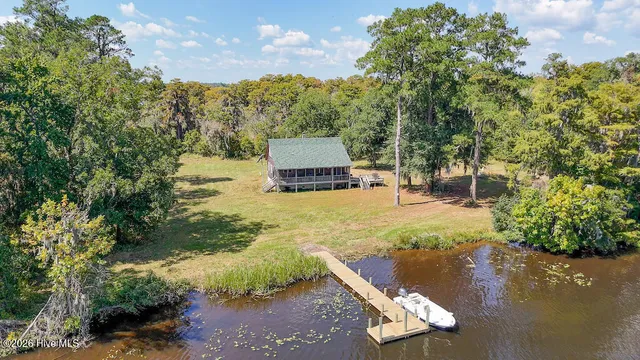 $1,986,320 | 100 Hog Island, Ernul, NC 28527