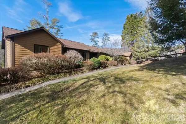 $399,000 | 38 Eagle Run, Brevard, NC 28712
