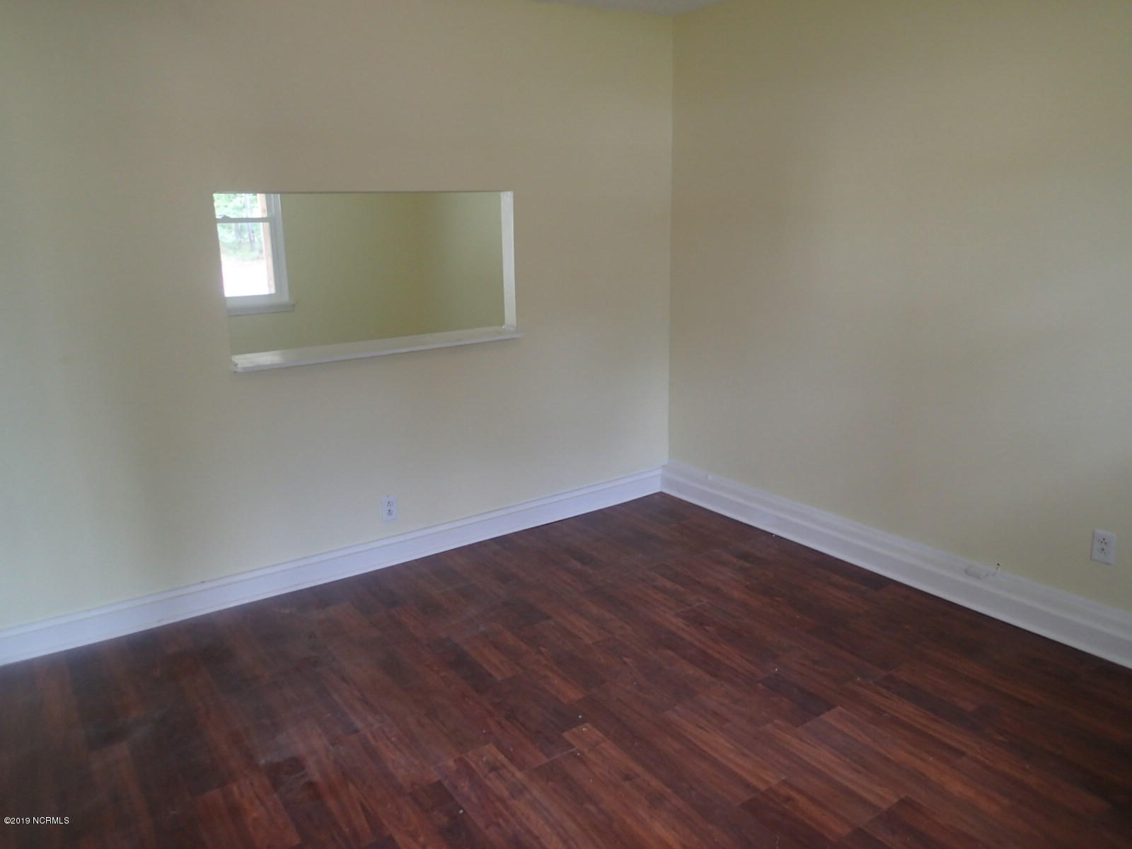 434 Dixon Road New Bern, NC 28560 - Photo 12 of 30 Den
