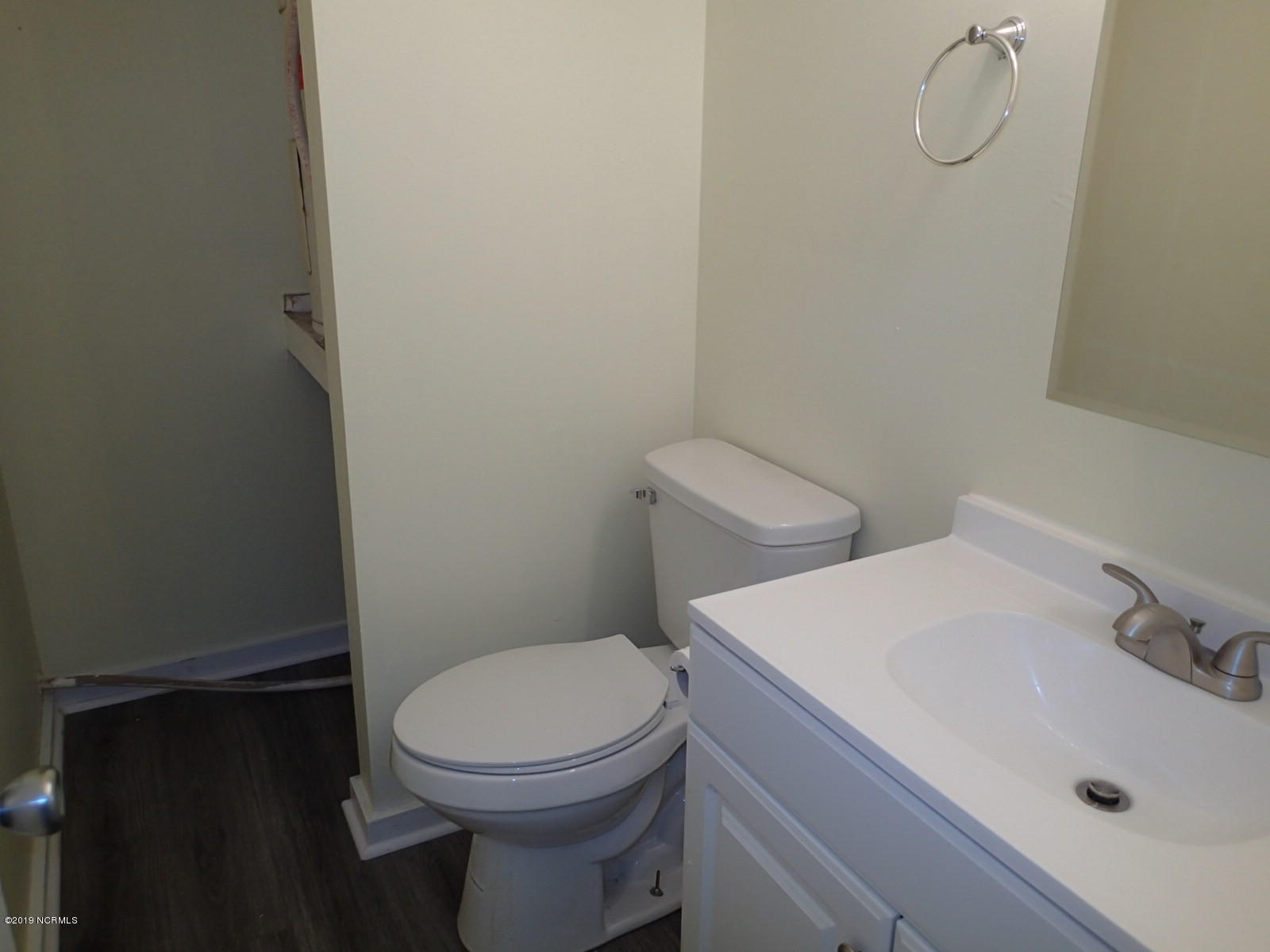434 Dixon Road New Bern, NC 28560 - Photo 20 of 30 Master Bath