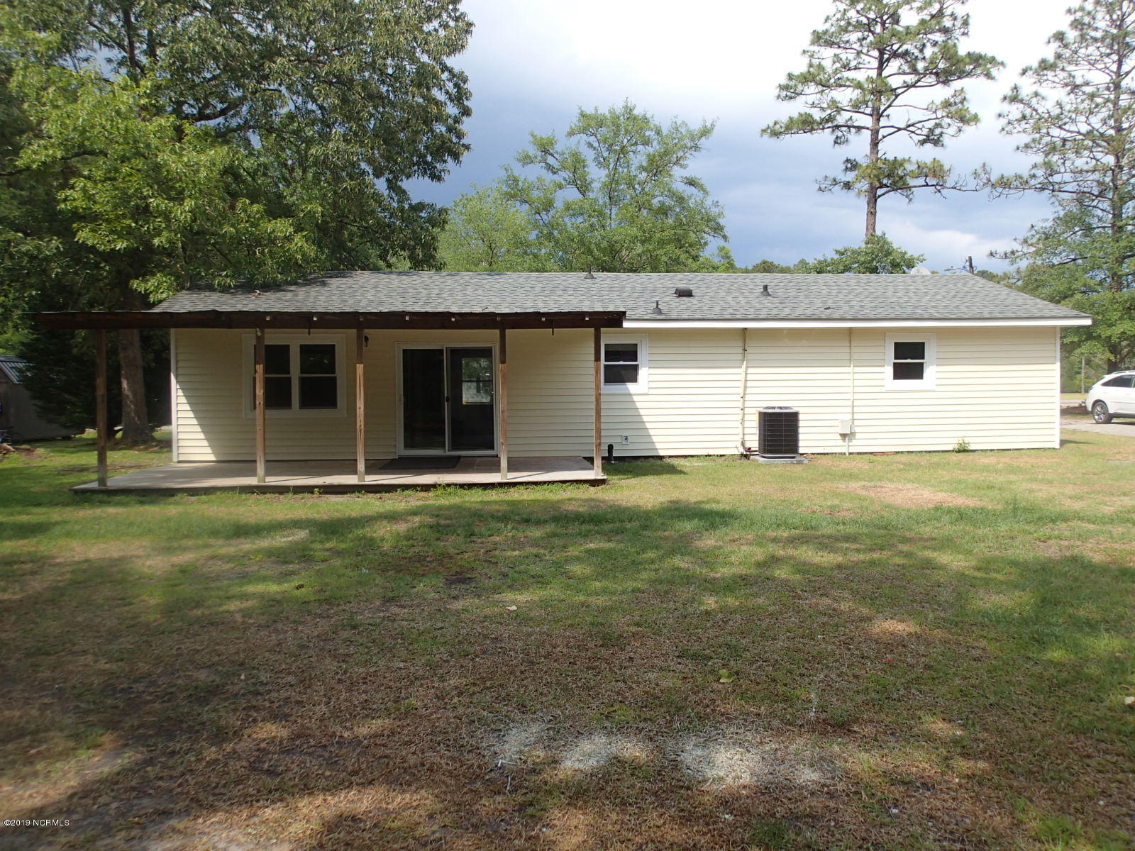 434 Dixon Road New Bern, NC 28560 - Photo 26 of 30 P5310176