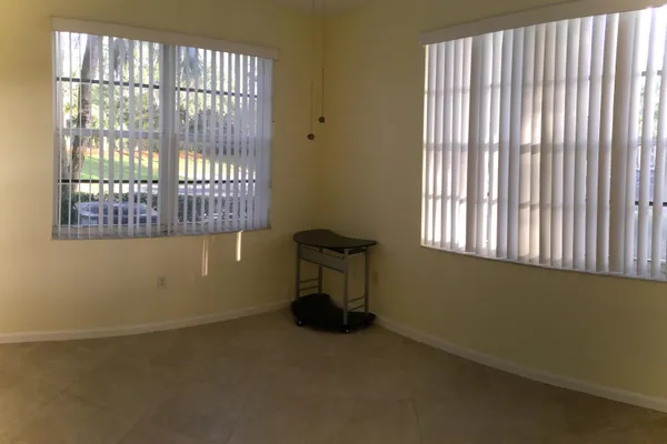 $2,300 | 1054 University Boulevard, Unit 10, Jupiter, FL 33458