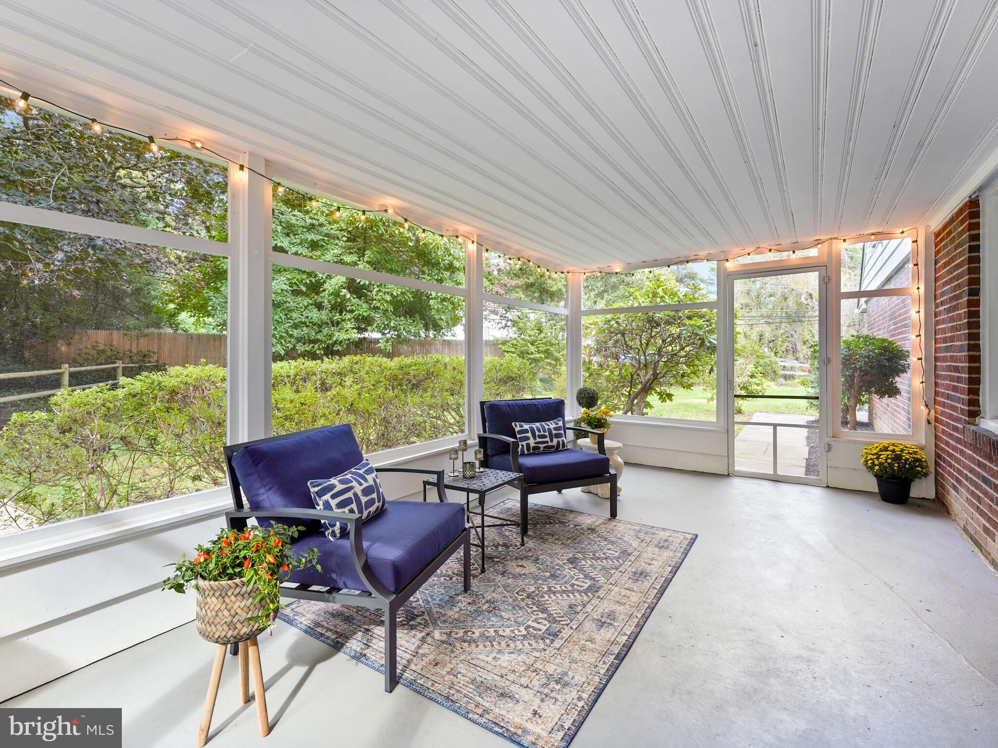 103 Kershaw Road Wallingford, PA 19086 - Photo 14 of 34 Huge screened in porch!