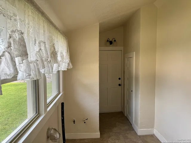 $1,750 | 11170 Highway 1604 Loop, San Antonio, TX 78252