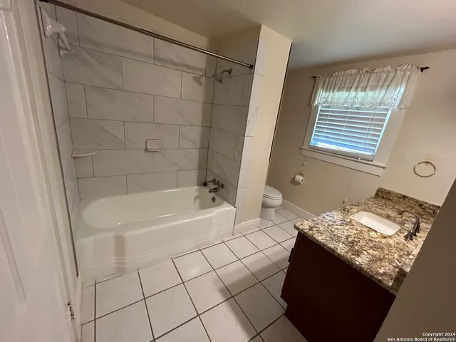 $1,750 | 11170 Highway 1604 Loop, San Antonio, TX 78252