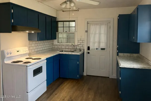 $199,000 | 2212 East Canal Street, Picayune, MS 39466