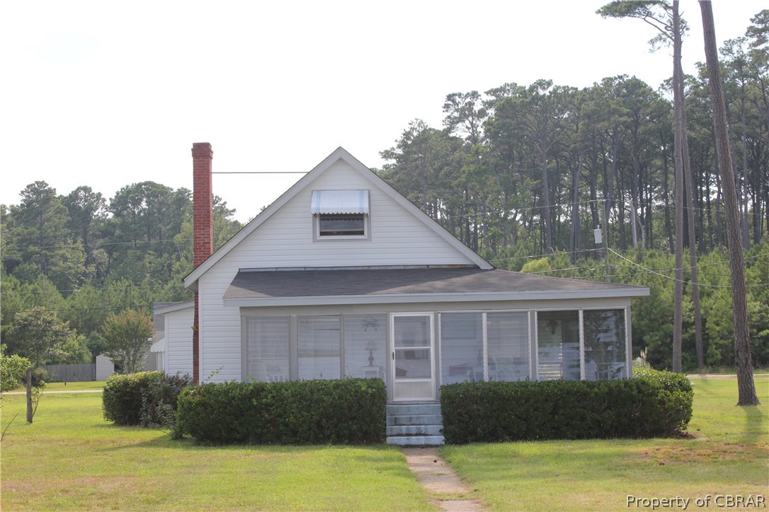 187 Buckschase Road Hudgins, VA 23076 - Photo 3 of 34