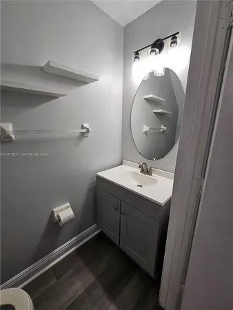 $2,700 | 3305 Cabaret Lane, Unit 3305, Margate, FL 33063