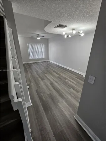 $2,700 | 3305 Cabaret Lane, Unit 3305, Margate, FL 33063