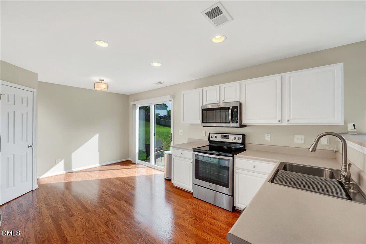3109 Marshlane Way Raleigh, NC 27610 - Photo 8 of 25 14-3109 Marshlane Way-14