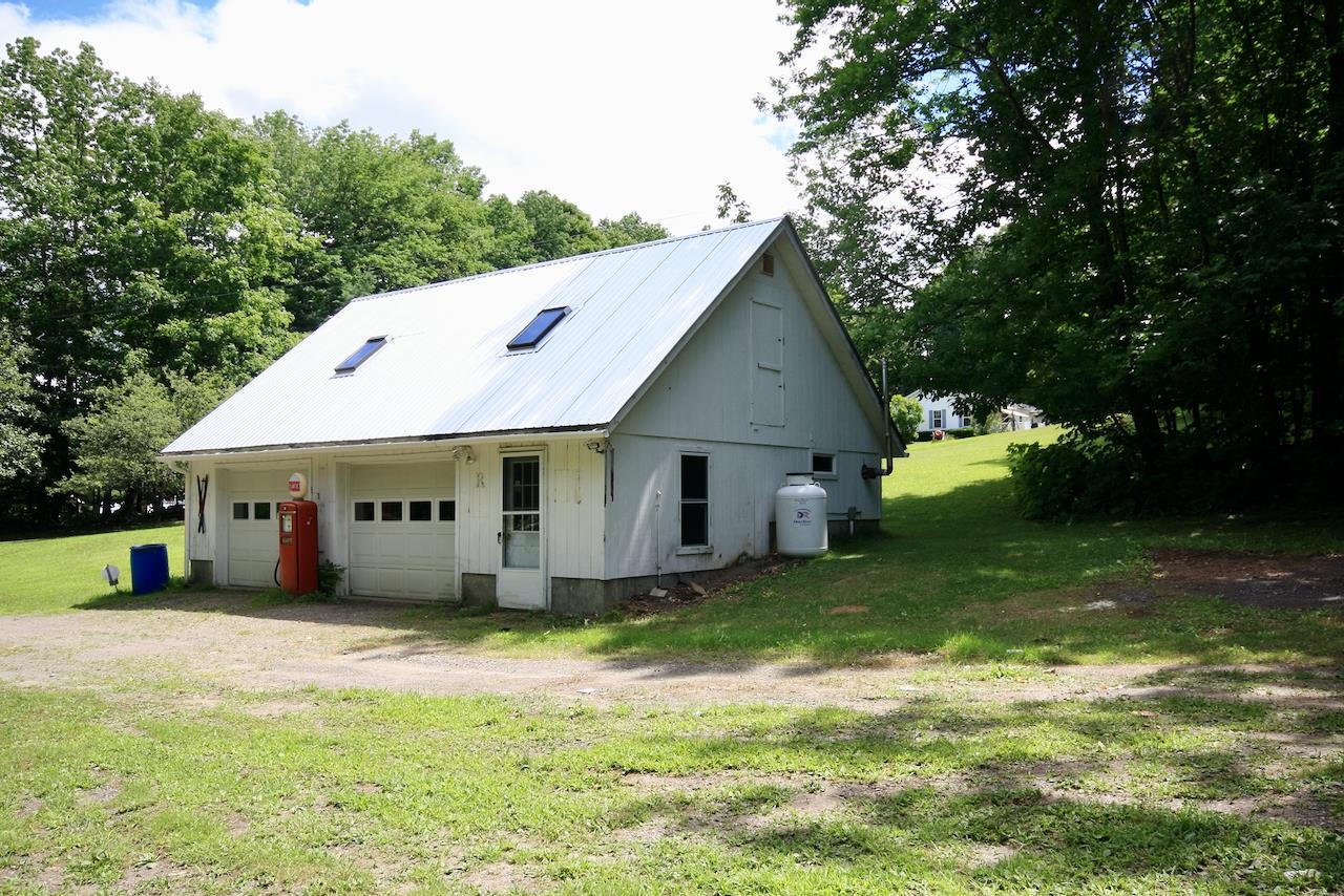 3025 Johnson Hill Road Royalton, VT 05068 - Photo 17 of 27 Gallery Image 17