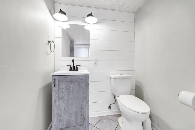 $439,500 | 104 Riverwood Court, Mishicot, WI 54228