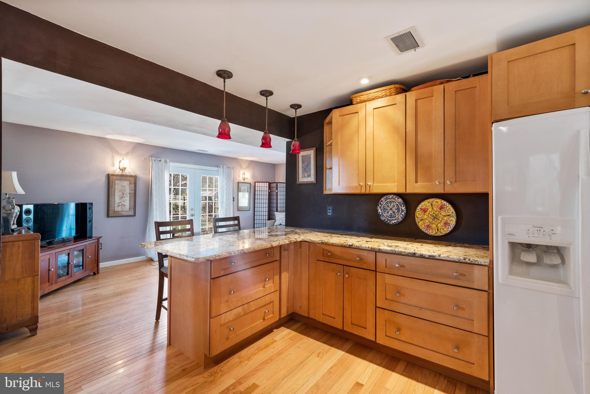244 Makefield Road Yardley, PA 19067 - Photo 4 of 22 Kitchen