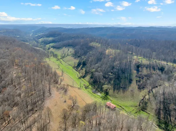 $899,000 | 546 Womack Hollow Road, Liberty, TN 37095