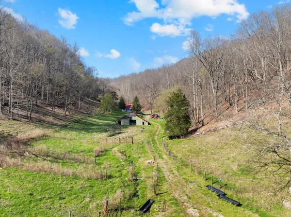 $899,000 | 546 Womack Hollow Road, Liberty, TN 37095