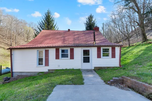 $899,000 | 546 Womack Hollow Road, Liberty, TN 37095