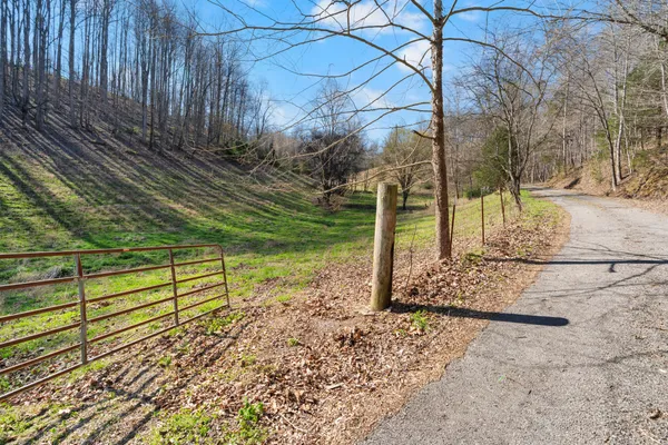 $899,000 | 546 Womack Hollow Road, Liberty, TN 37095