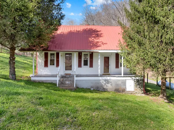 $899,000 | 546 Womack Hollow Road, Liberty, TN 37095