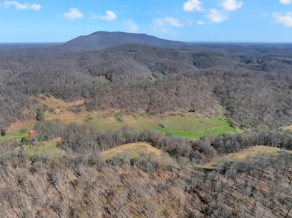 $899,000 | 546 Womack Hollow Road, Liberty, TN 37095