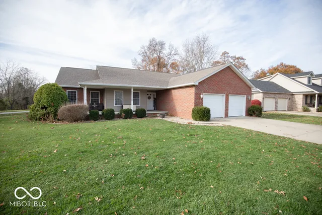 $349,900 | 1675 Twin Oaks Drive, North Vernon, IN 47265
