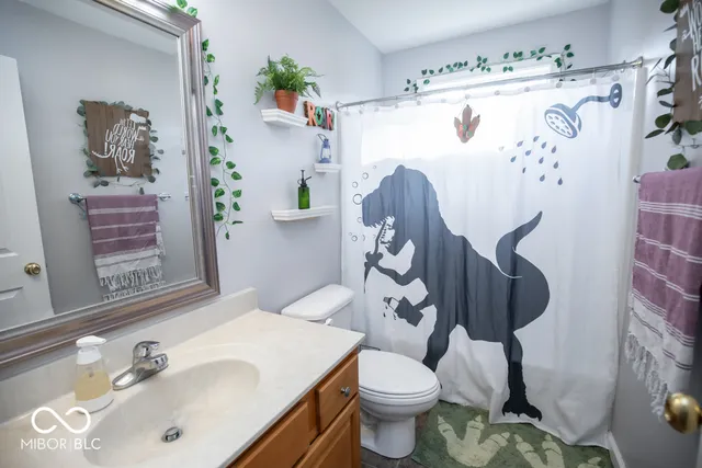 $349,000 | 1675 Twin Oaks Drive, North Vernon, IN 47265