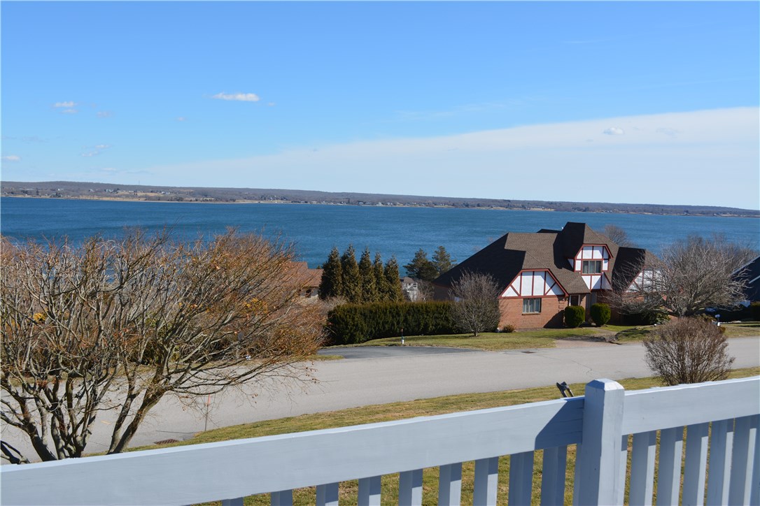 187 Lepes Road Portsmouth, RI 02871 - Photo 10 of 33 Gallery Image 10