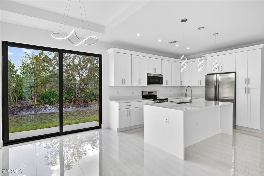602 East 9th Street Lehigh Acres, FL 33972 - Photo 8 of 31
