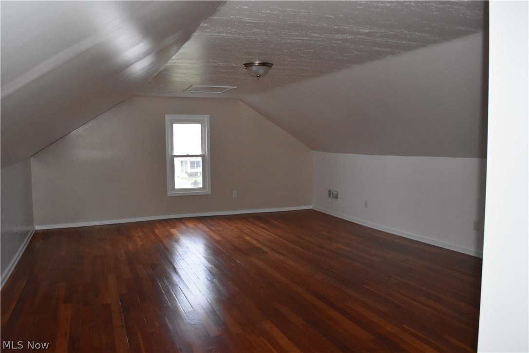 39130 Chestnut Ridge Road Elyria, OH 44035 - Photo 14 of 18 Gallery Image 14