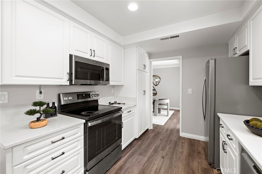 6262 Sierra Palos Road Irvine, CA 92603 - Photo 17 of 69
