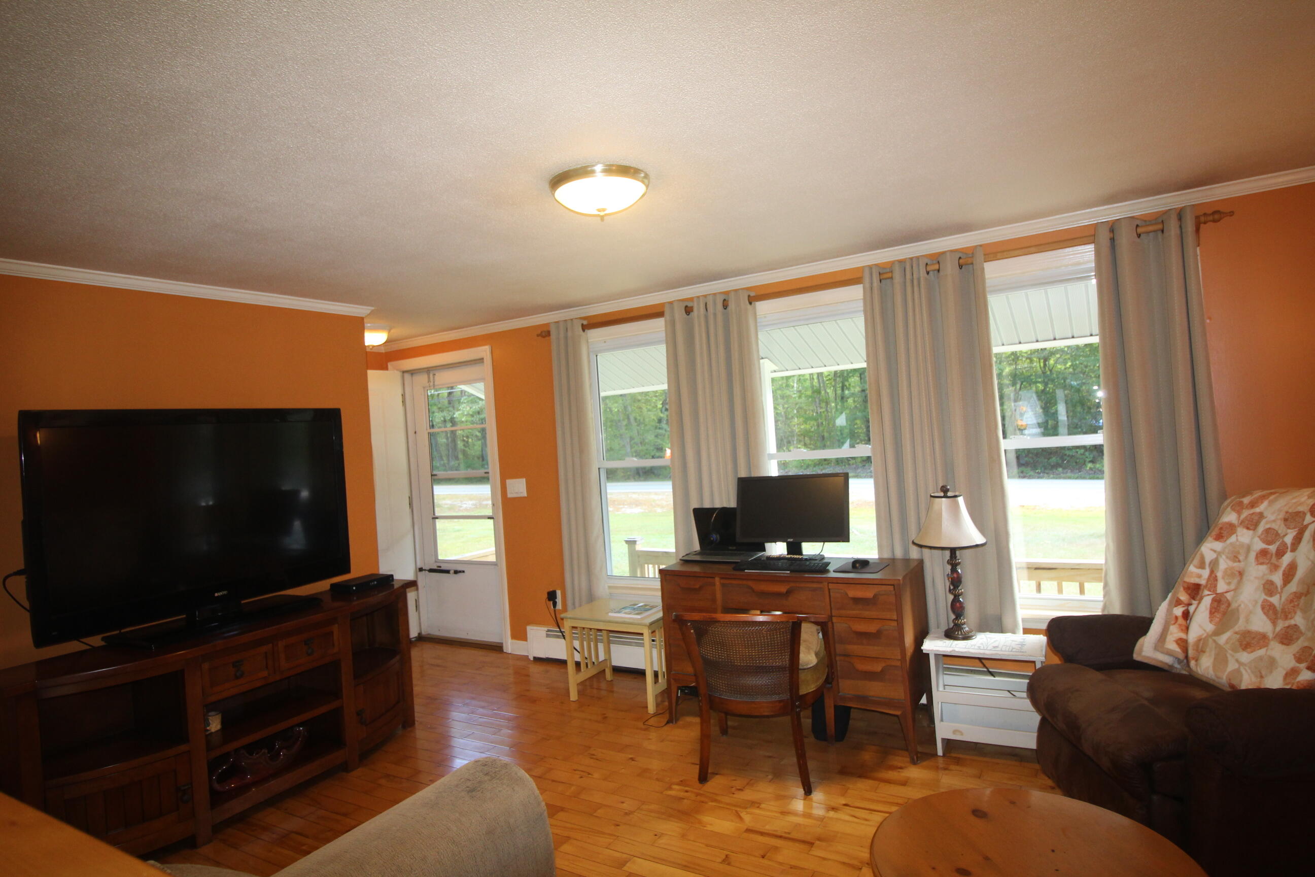 511 Quaker Ridge Road Casco, ME 04015 - Photo 20 of 24 Living room
