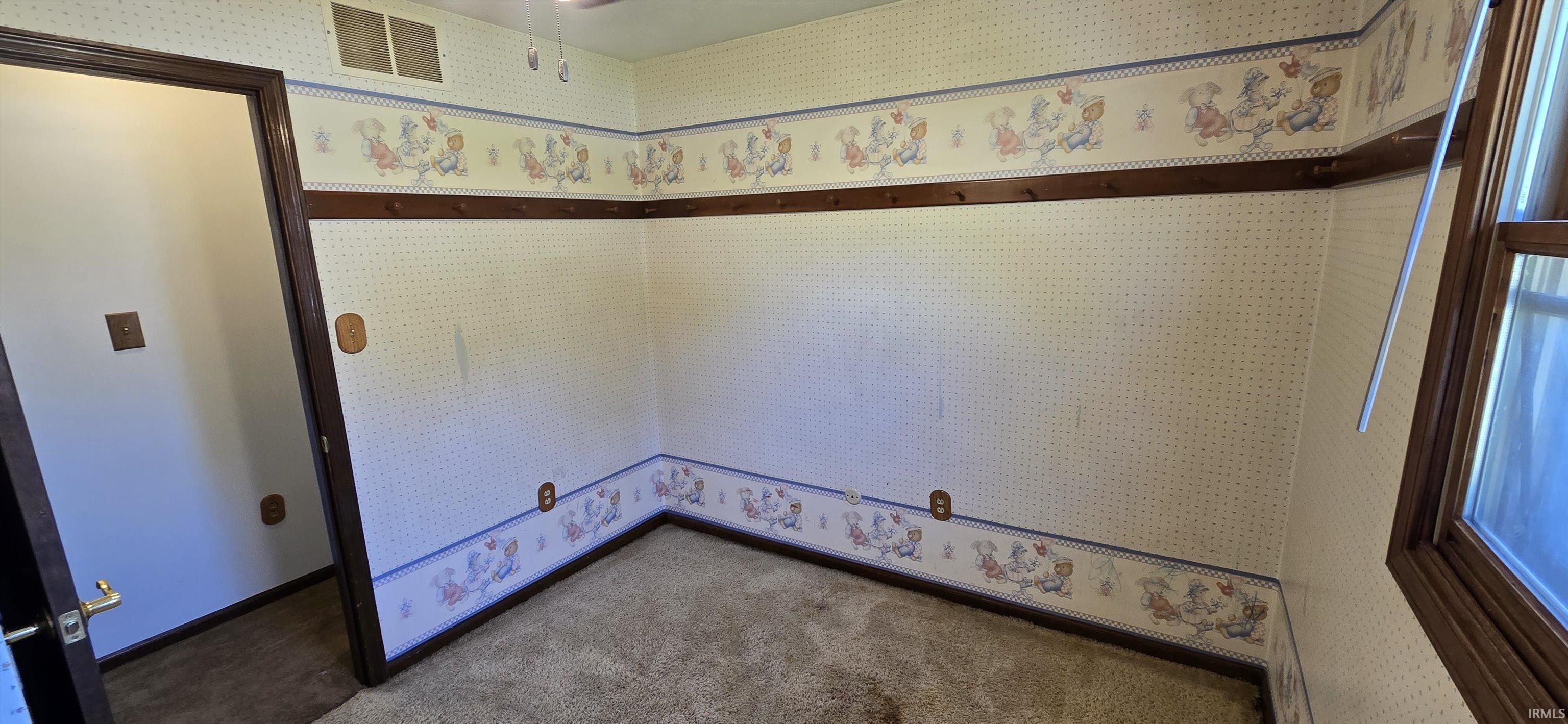 340 East Spring Street Bloomfield, IN 47424 - Photo 15 of 34 Gallery Image 15