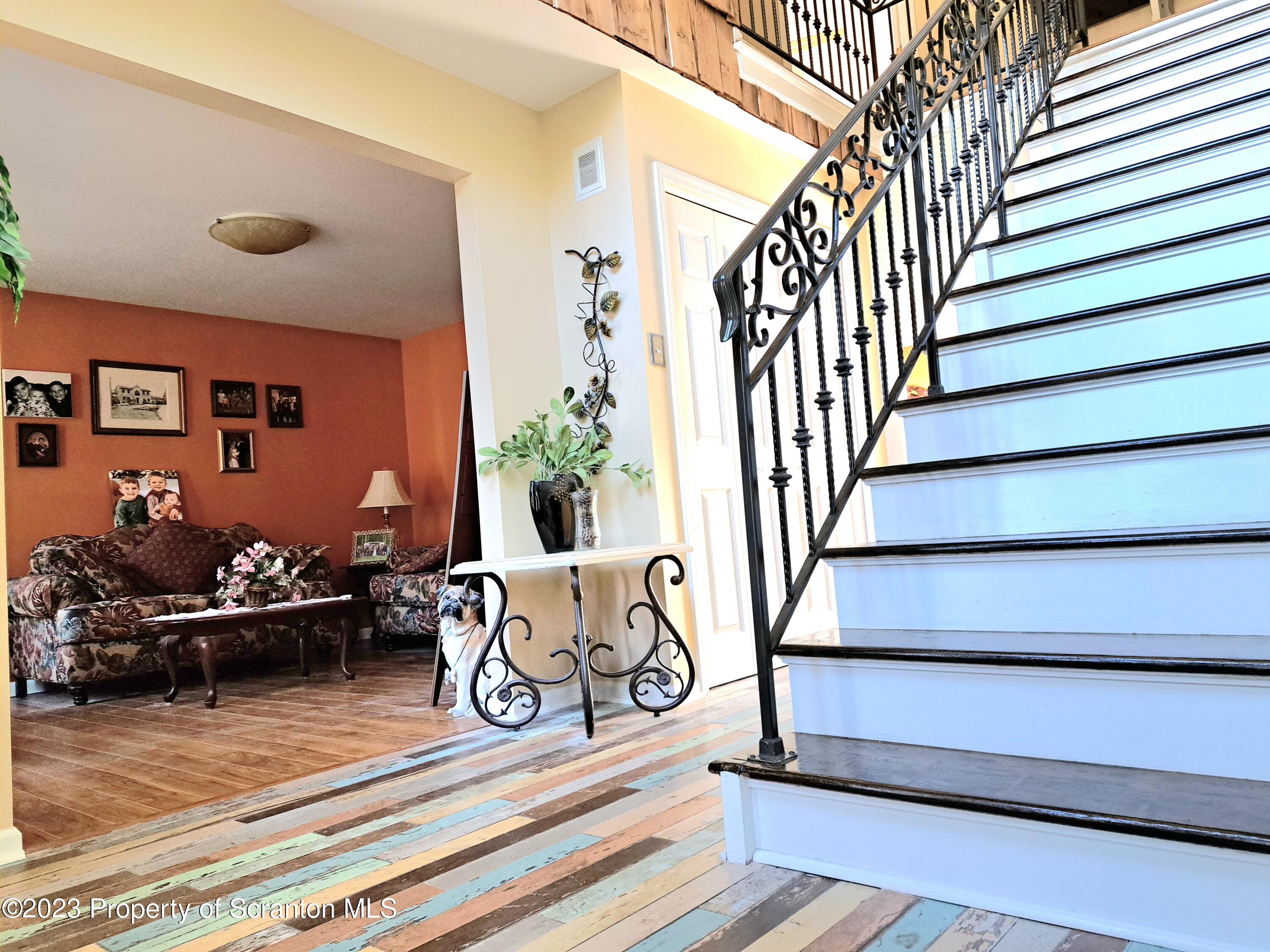 987 Chase Road Shavertown, PA 18708 - Photo 28 of 70 a view of entryway with workspace