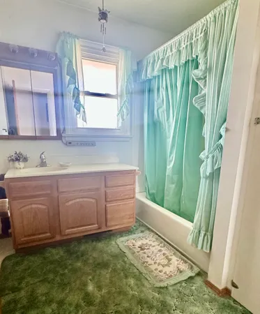 $250,000 | 1022 Russell Avenue, Worland, WY 82401