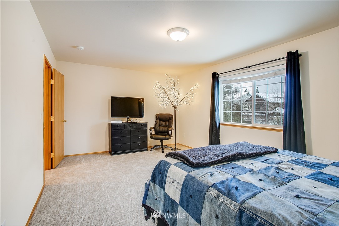 5525 Southeast 2nd Court Renton, WA 98059 - Photo 22 of 25