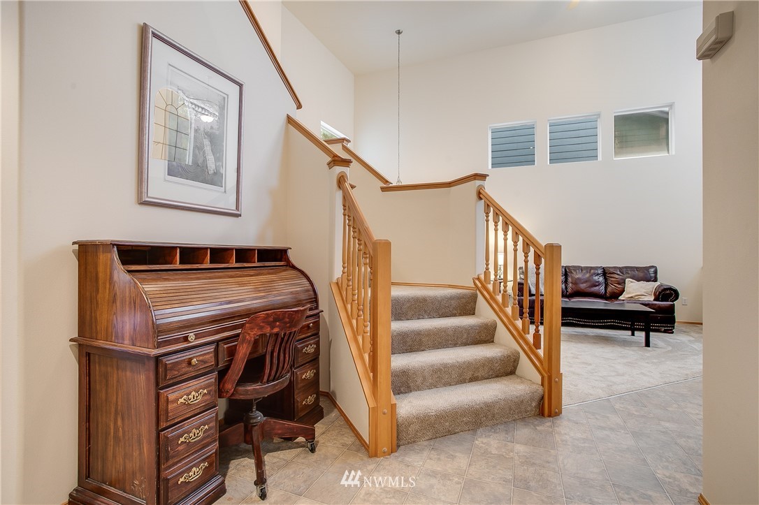 5525 Southeast 2nd Court Renton, WA 98059 - Photo 8 of 25